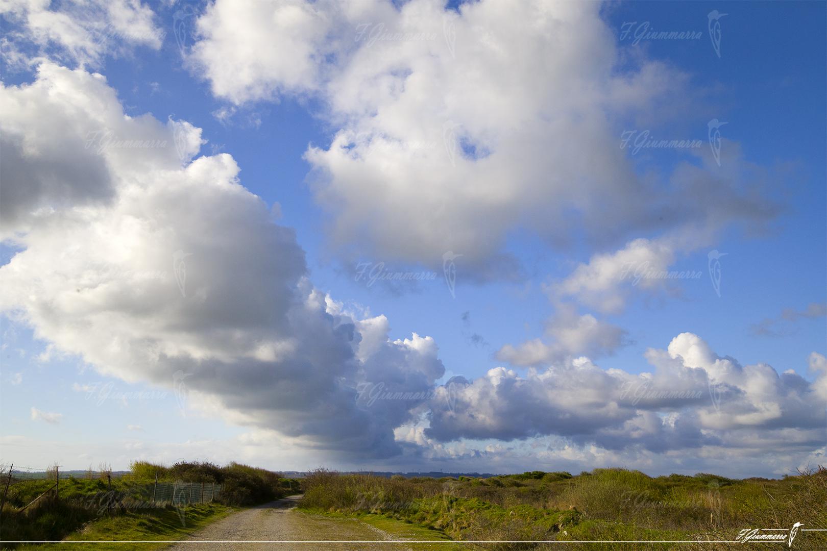 Prêt au départ ? - Un train de nuages en guise de départ